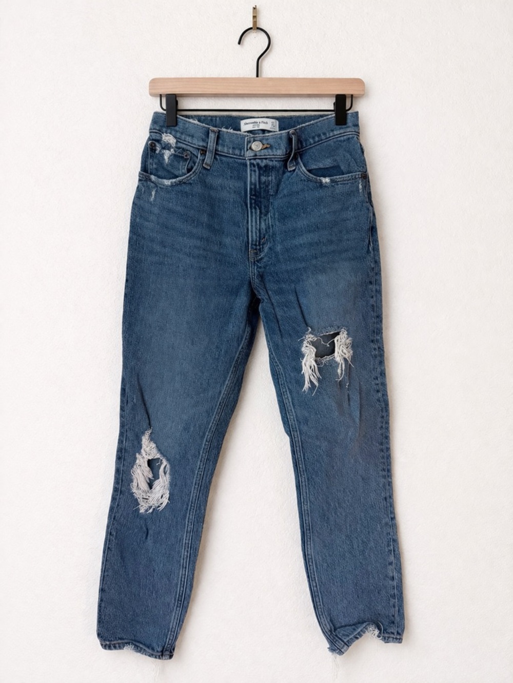 Abercrombie High Rise Mom Jeans Distressed Raw Hem Medium Wash 27